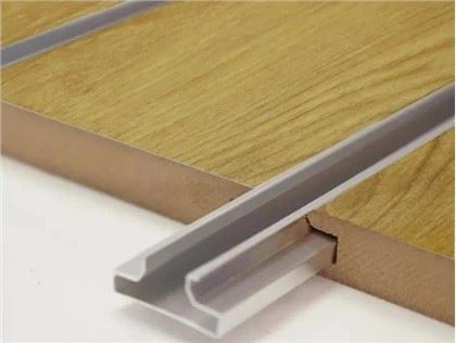 Aluminium Slatwall Slat Wall Panel Drážkovaná drážka Wall Panel MDF deska